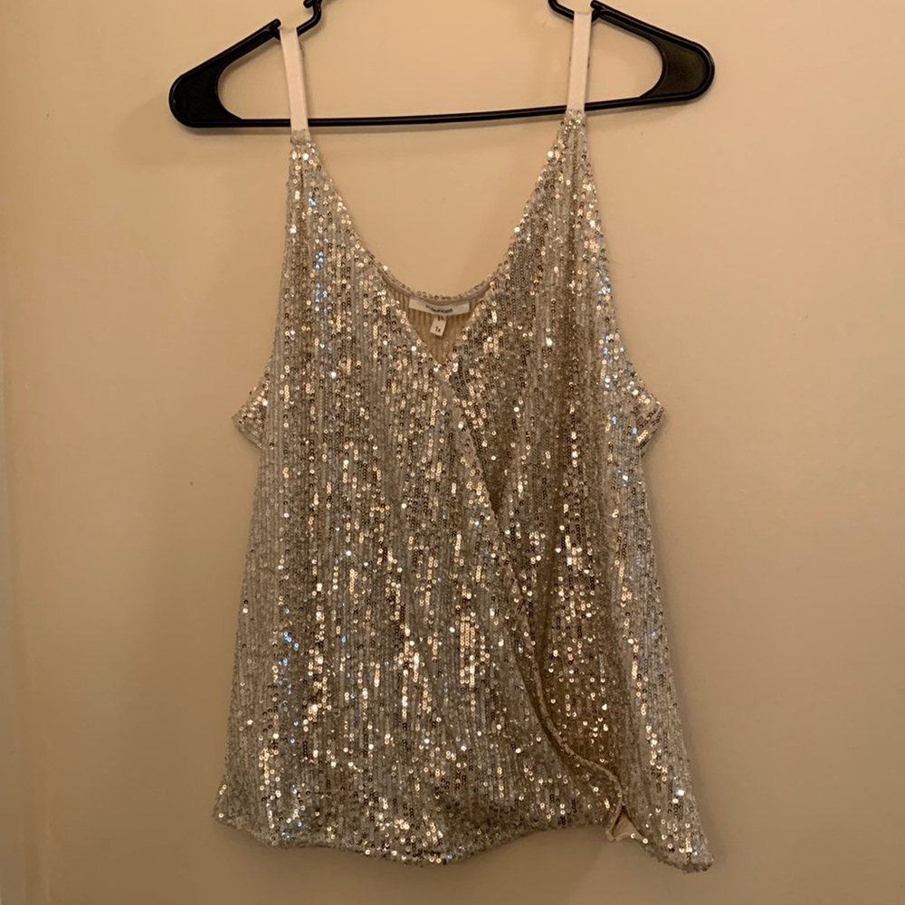Maurice’s tank top